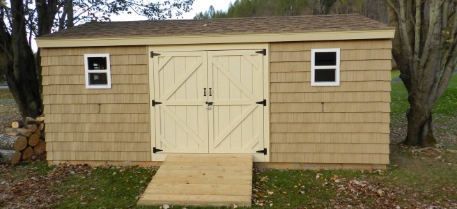 12x20 backyard shed with shake siding