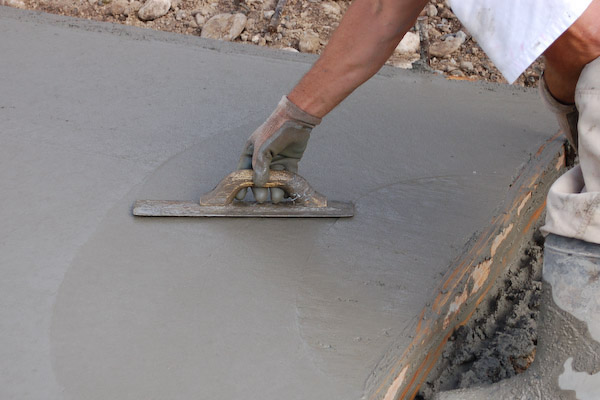 concrete pour finish trowel
