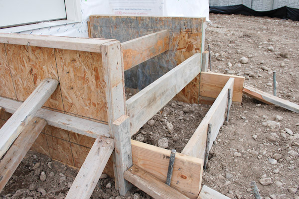 How to build concrete steps